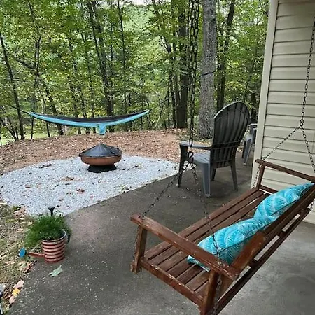 Cozy Cabin, Minutes From Lost River State Park Mathias Exterior photo